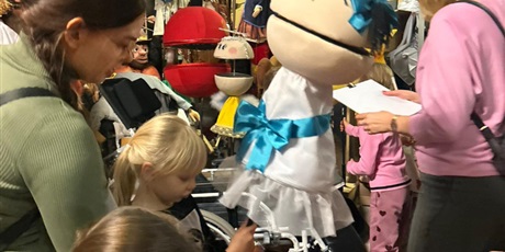 Powiększ grafikę: [Dzieci podczas warsztatów