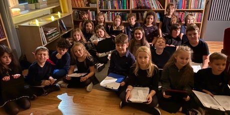 Powiększ grafikę: Wieczór poezji w klasie 2b