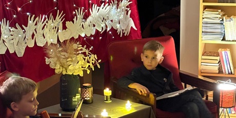 Powiększ grafikę: Wieczór poezji w klasie 2b