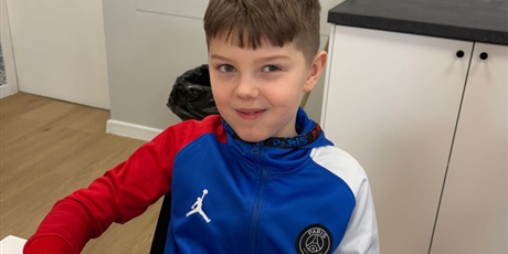 Powiększ grafikę: Uczniowie podczas zajęć