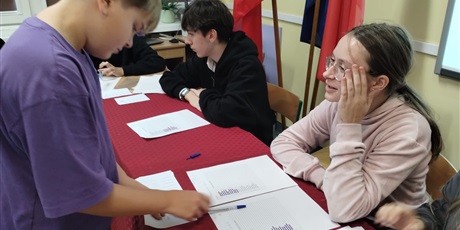 Powiększ grafikę: Wybory na Przewodniczącego Szkolnego Samorządu