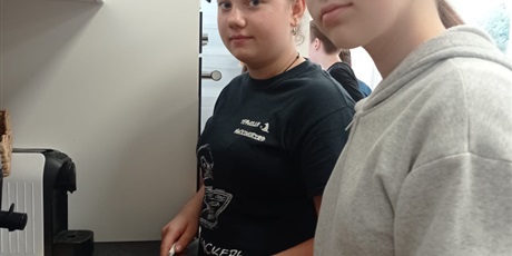 Powiększ grafikę: Zajęcia kulinarne w 7b