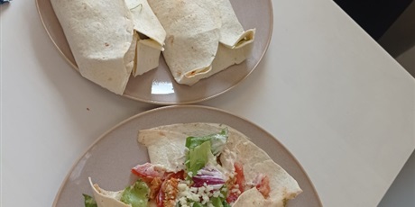 Powiększ grafikę: Zajęcia kulinarne w 7b