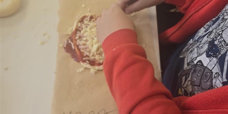 Powiększ grafikę: Zajęcia kulinarne w klasie 1a.