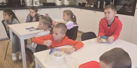 Powiększ grafikę: Zajęcia kulinarne w klasie 1a.