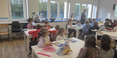 Powiększ grafikę: Zajęcia kulinarne w klasie 1a.