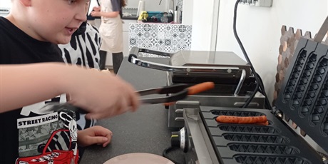 Powiększ grafikę: Zajęcia kulinarne w klasie 5a