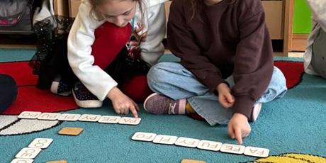 Powiększ grafikę: zajecia-popoludniowe-w-naszej-zerowce-675354.jpg