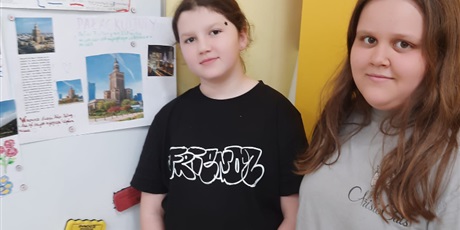 Powiększ grafikę: Uczniowie podczas zajęć