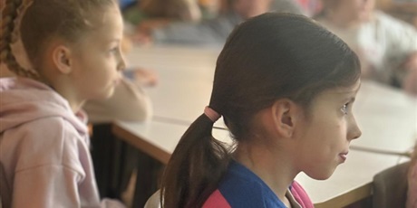 Powiększ grafikę: Czytelnicze spotkanie dla uczniów.