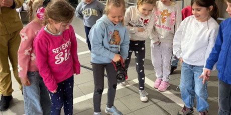 Powiększ grafikę: Zerówka podczas wycieczki