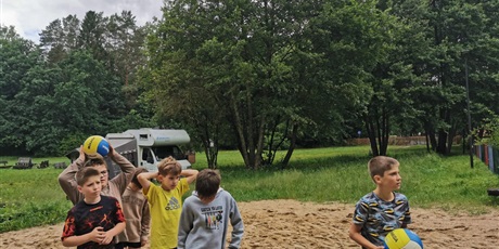 Powiększ grafikę: Klasy 3a i 5a na wycieczce.